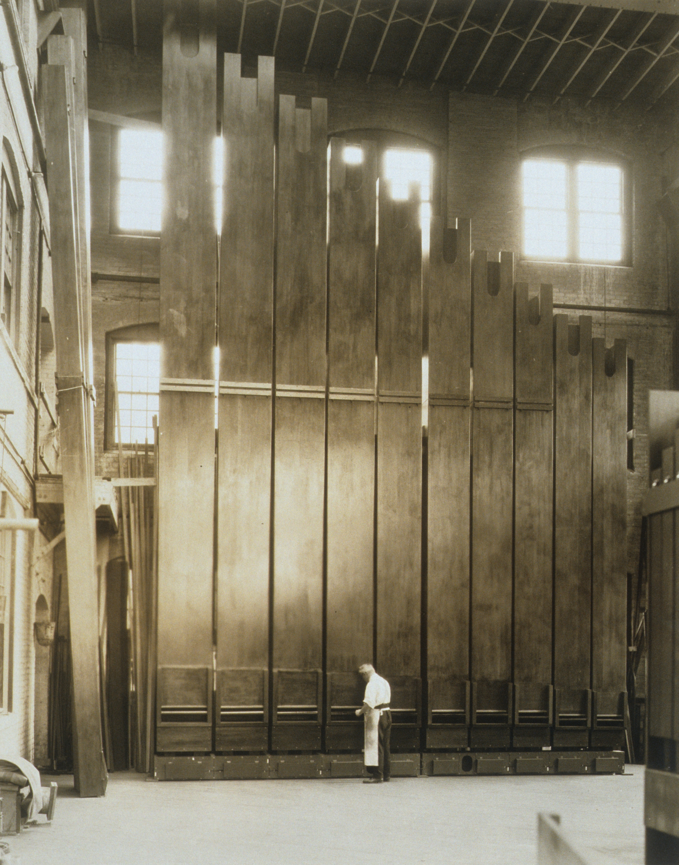 The largest pipes—up to 32' tall—in 1929 The largest pipes—up to 32' tall—in 1929