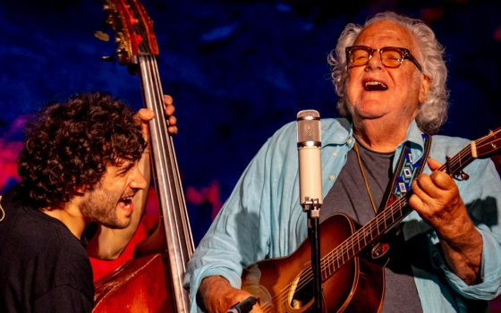 Peter Rowan with Sam Grisman Project