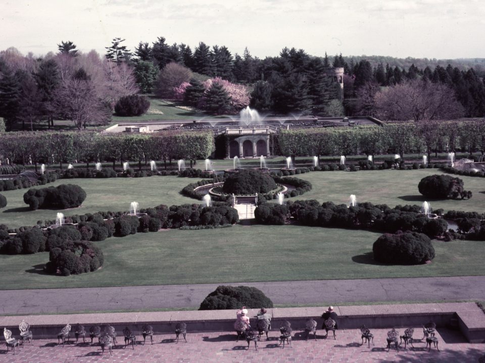 An old photograph of the Main Fountain Garden from 1950