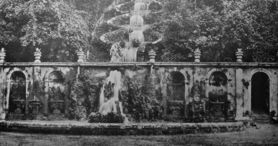 black and white photo of a water fountain garden in Italy taken in the early 1900s