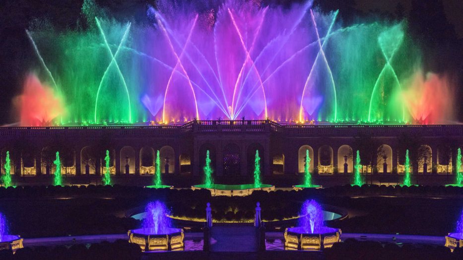A multicolored fountain display